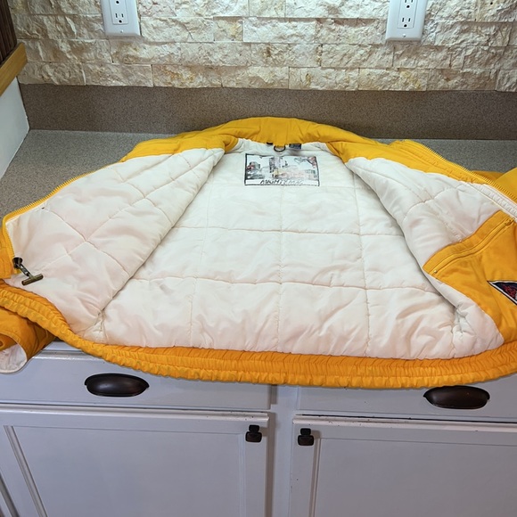 Vintage MIGHTY-MAC jacket w/hood in school bus yellow Sz. 42 unisex T-Bar Zipper - Picture 9 of 16